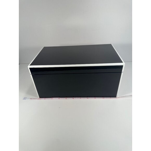 SWING DESIGN Black Lacquer Jewelry Box - Picture 3 of 12